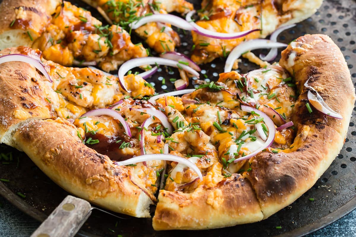 Bbq chicken skillet pizza on a pizza pan.