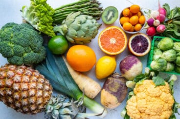Fruits and vegetables that are in season in March.