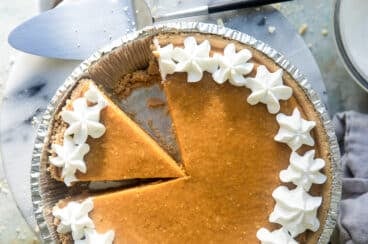 A no-bake pumpkin pie.