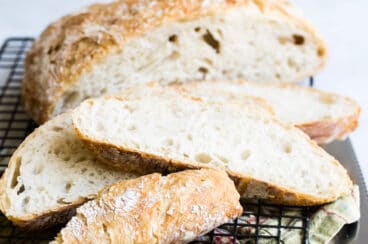 No knead bread on a cooling rack.