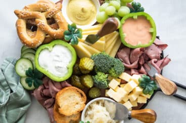 A St. Patrick's Day charcuterie board.